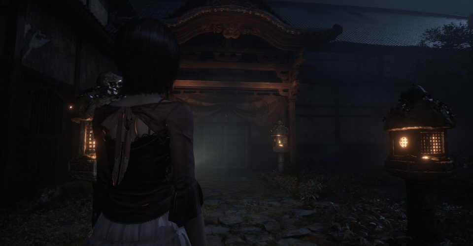 (placed between two numbers indicate a smaller quantity followed by a larger one)：Red Butterfly Remake/(placed between two numbers indicate a smaller quantity followed by a larger one) ～butterfly～ remake (of a movie)/FATAL FRAME II: Crimson Butterfly REMAKE