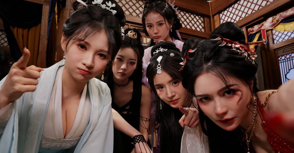 beautiful woman，Please Don’t Influence Me to Become an Immortal Global Edition/Ladies, Don’t Tempt My Immortality